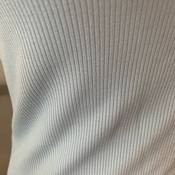 Flutter sleeve ribbed knit tee - Picture 5 of 6